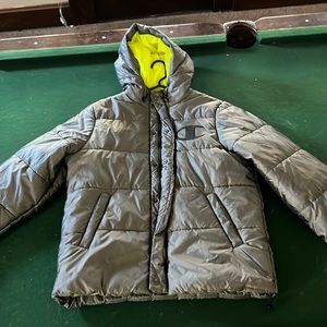 Champion Puffer